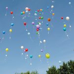 Luftballonaktion beim Informationsabend für künftige 5. Klassen