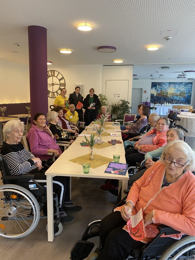 Reli-Aktion „Herzensgrüße zu Weihnachten“