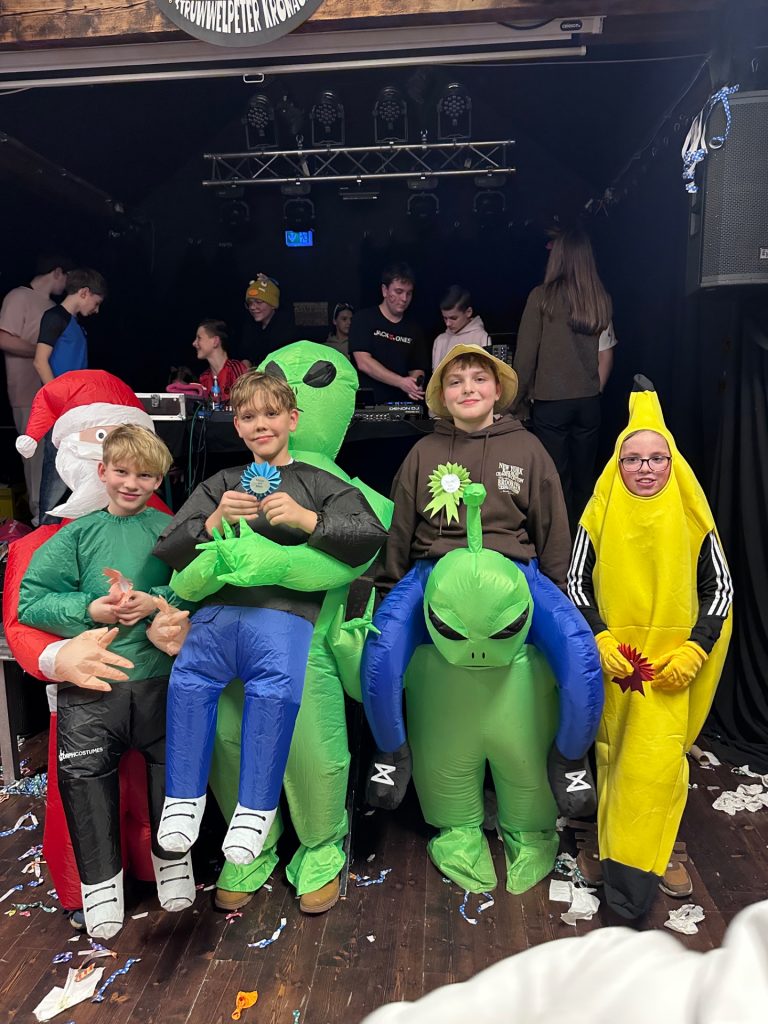 Schülerfasching im Struwwel